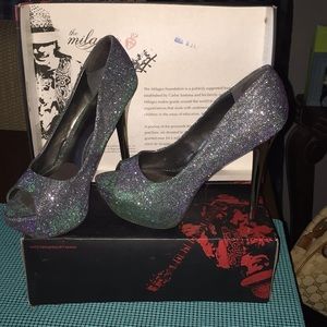 Carlos Santana heels